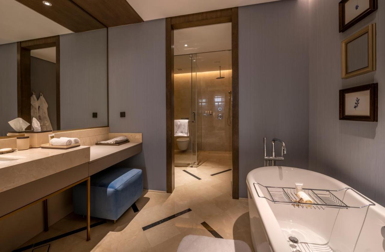 Jareed Hotel Эр-Рияд Экстерьер фото Bathroom